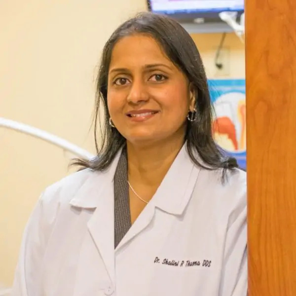 About Our Dentist Dr.Shalini Thasma - Dentist in Frisco, TX